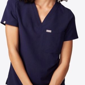 Catarina One Pocket Scrub Top